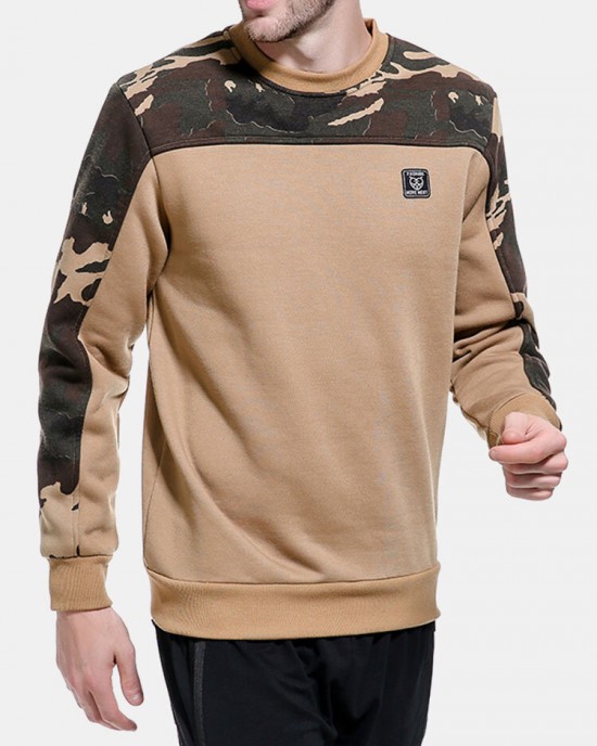 Men Camo Print Patchwork Applique Bodycorn Hem Pullover Sweatshirt